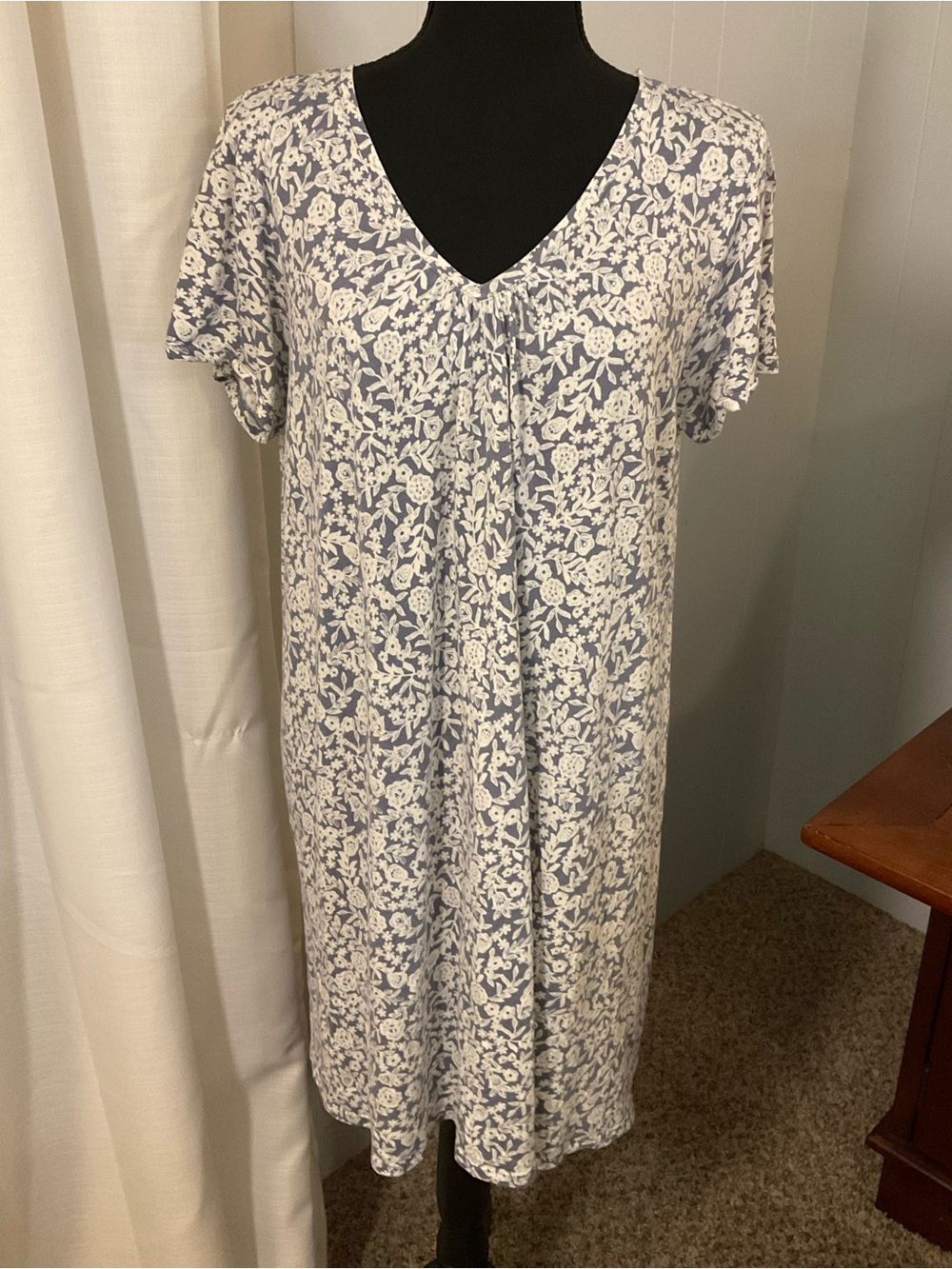 J. Jill Sleep Ultrasoft Pleat-Front Short-Sleeved V-Neck Floral Print Pajamas